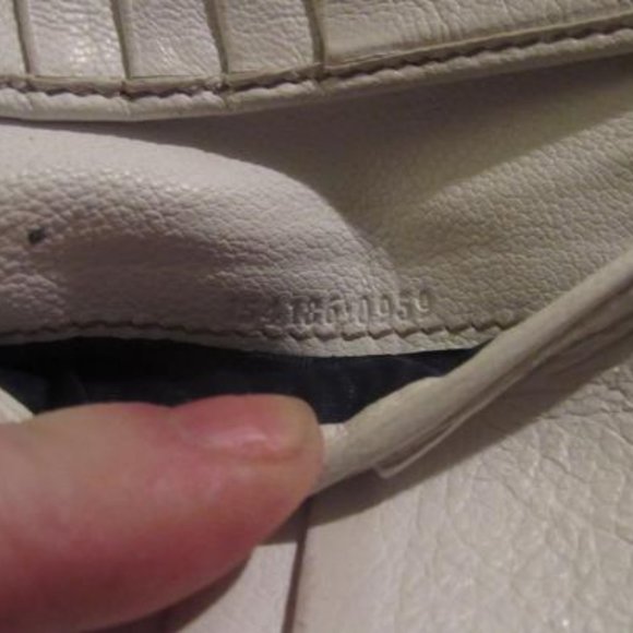 Gucci White Textured Gold Chain Red Navy Stripes - Picture 9 of 13